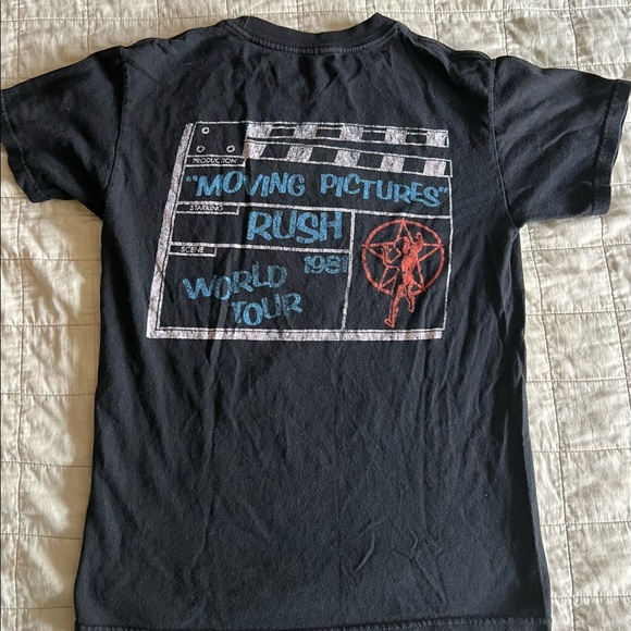 RUSH - Vintage 1981 Moving Pictures “World Tour” t-shirt - Picture 2 of 2